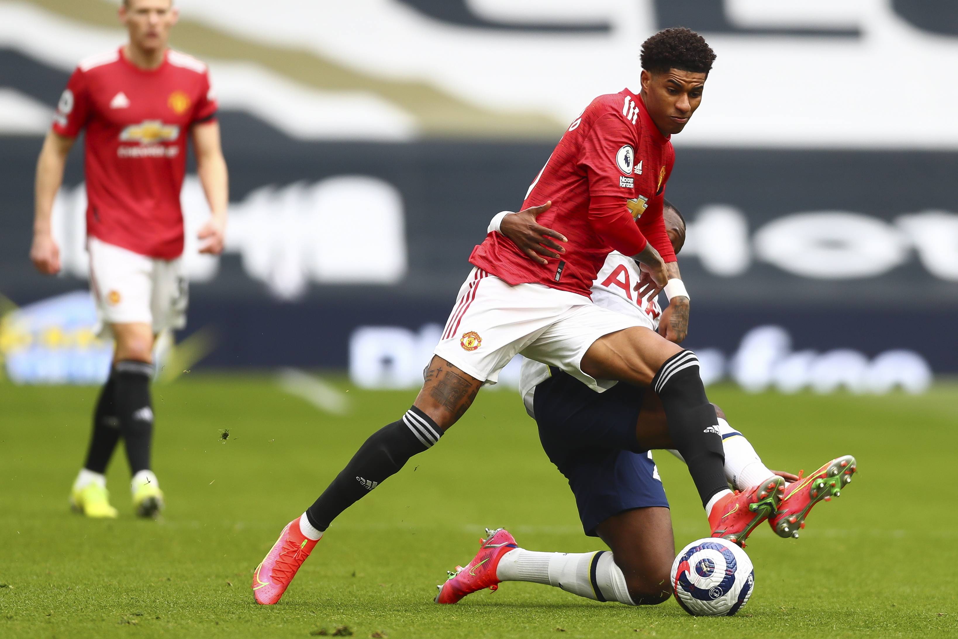 如何与球员 如何与球员